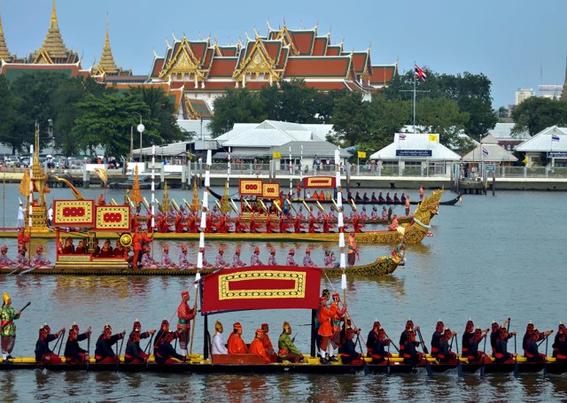 Procesión barcazas reales coronación Rey Rama X - Bangkok - Bangkok: ¿Qué ver? - Foro Tailandia