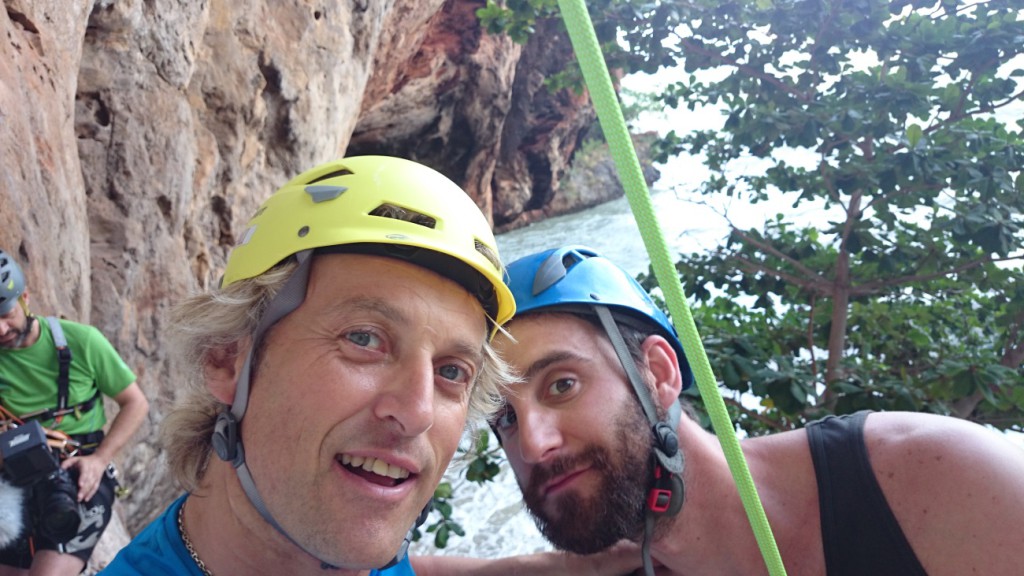 Foto: Jesuscalleja.es – Con Dani Rovira escalando en Krabi