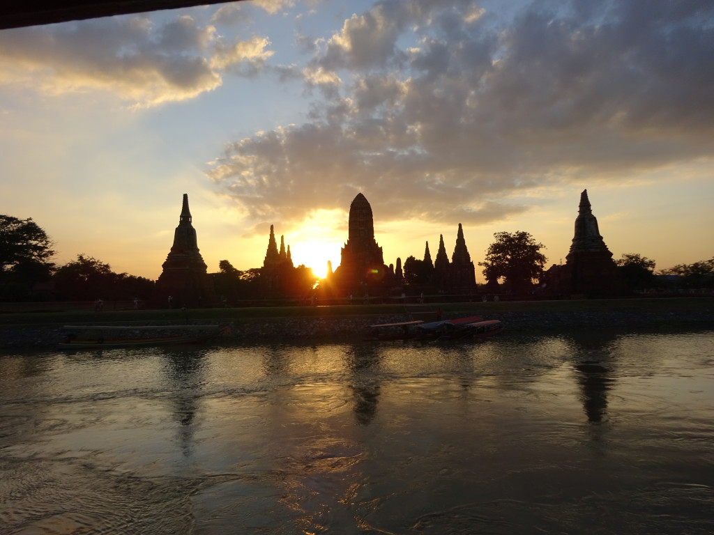 Puesta de sol en Ayutthaya