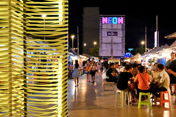 Bangkok, ciudad de contrastes por Arkaitz