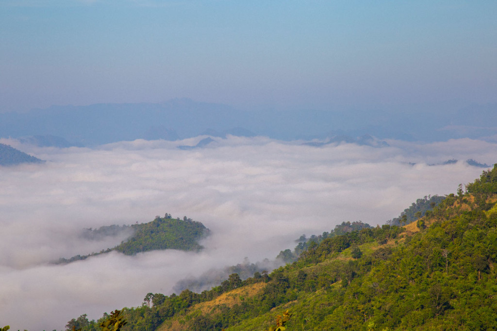 Parque nacional de Mae Moei (Tha Song Yang) - Mares de Niebla